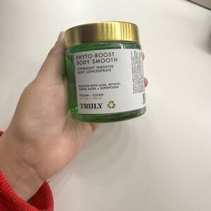 Truly Phyto-Boost Body Smooth